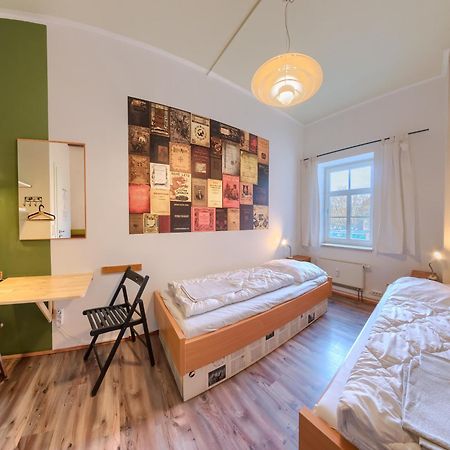 Labyrinth Hostel Weimar Bagian luar foto