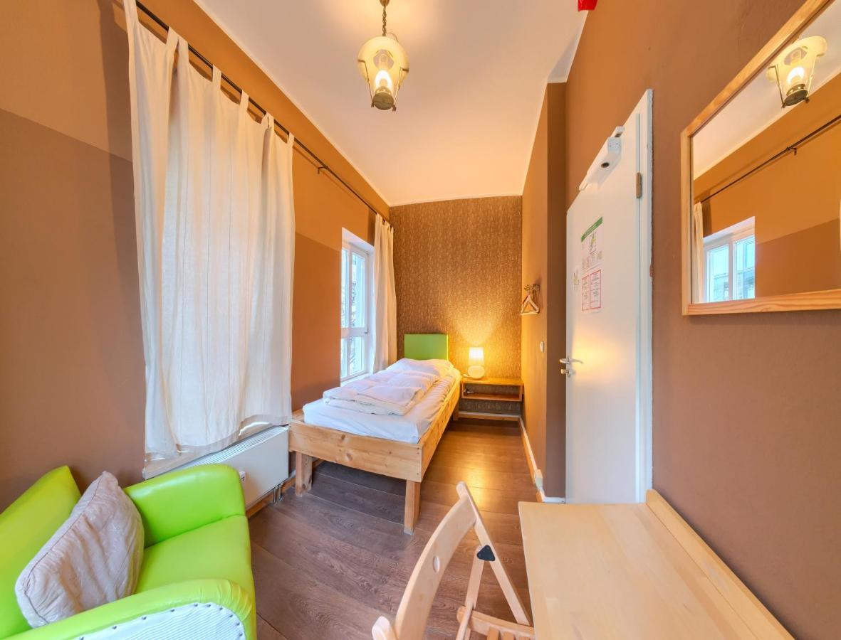Labyrinth Hostel Weimar Bagian luar foto