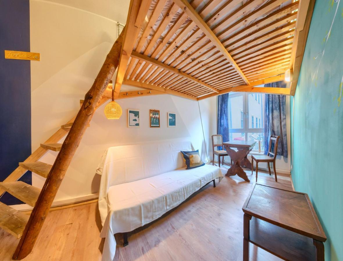 Labyrinth Hostel Weimar Bagian luar foto