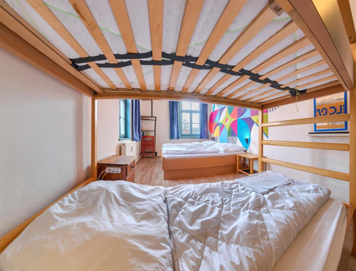 Labyrinth Hostel Weimar Bagian luar foto