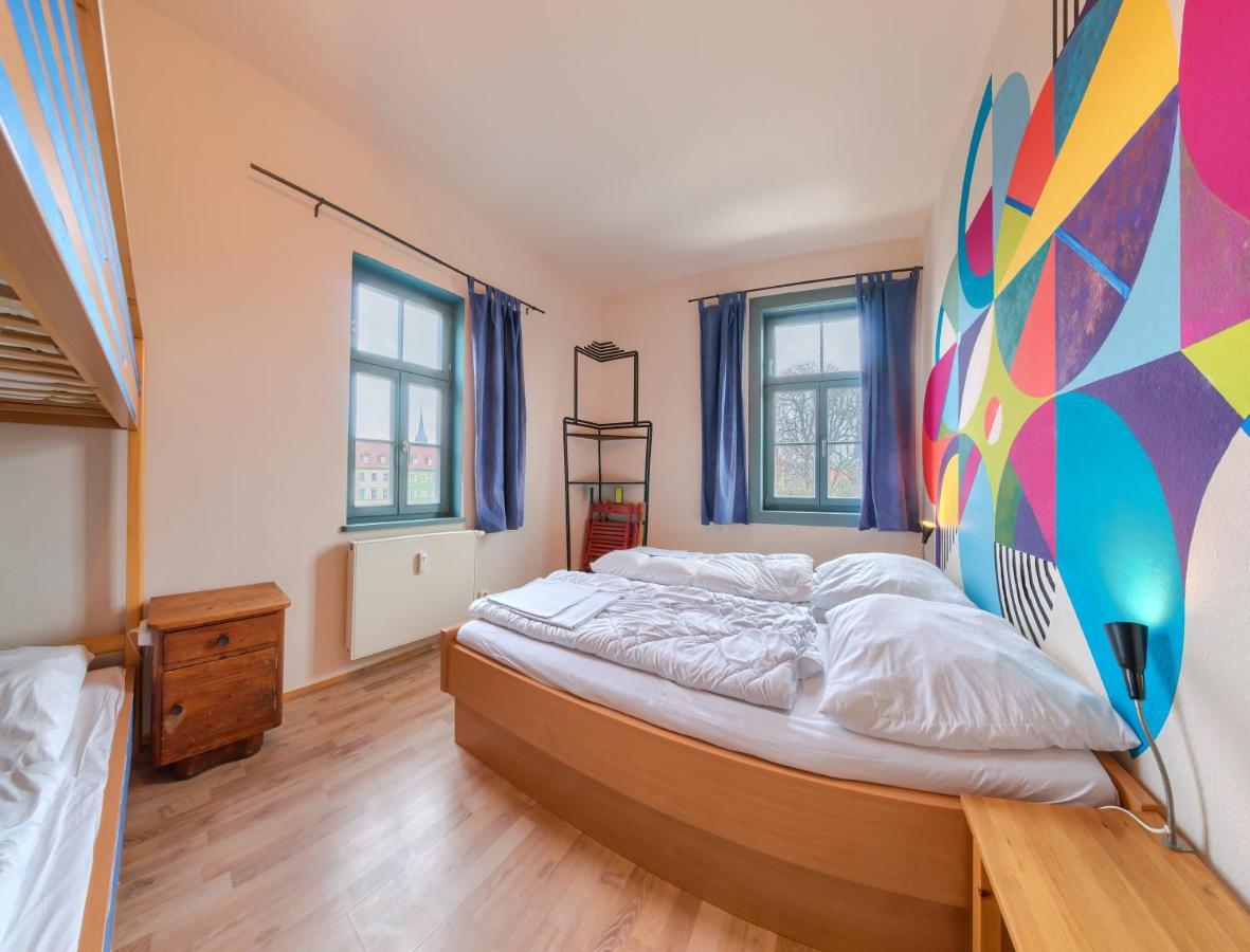 Labyrinth Hostel Weimar Bagian luar foto