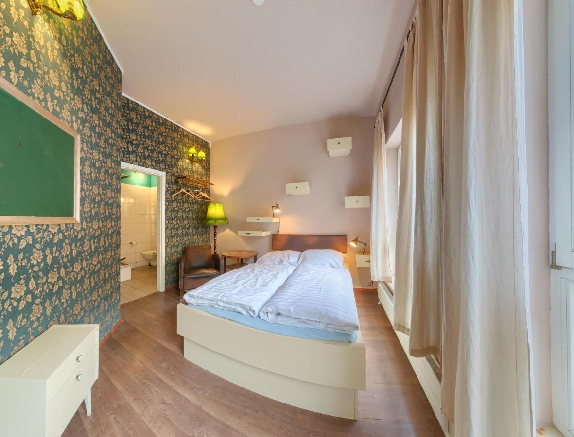 Labyrinth Hostel Weimar Bagian luar foto
