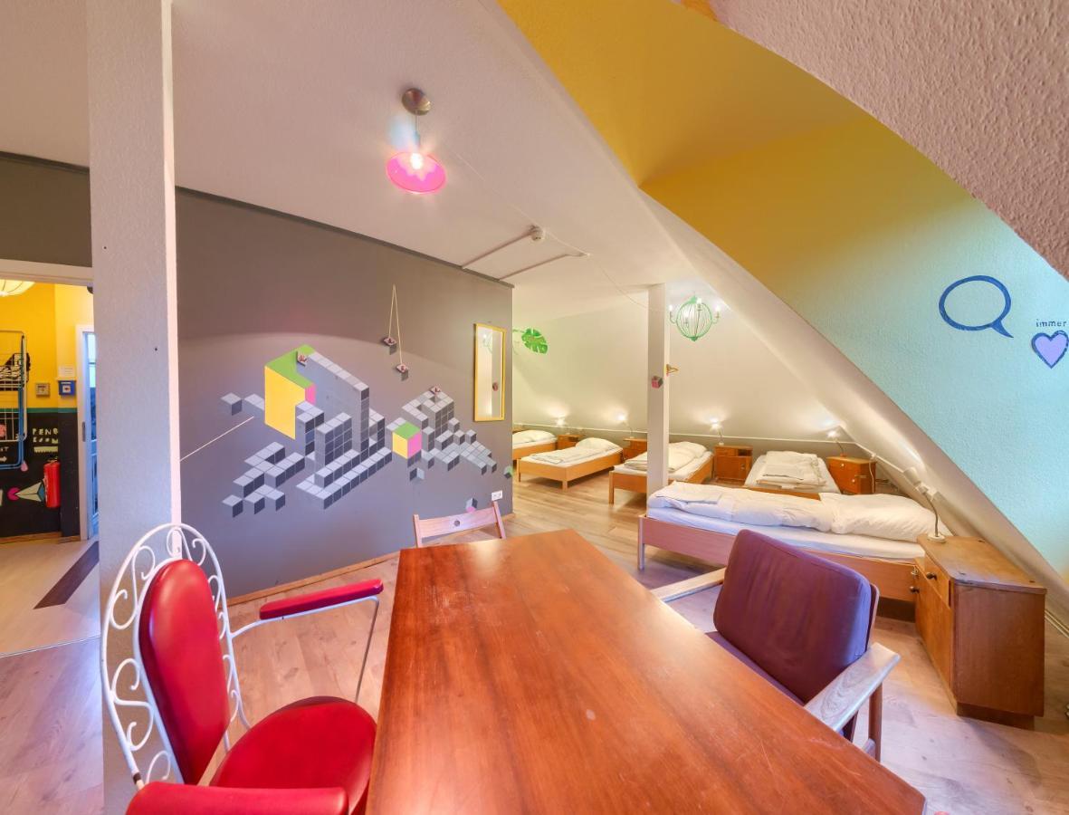 Labyrinth Hostel Weimar Bagian luar foto