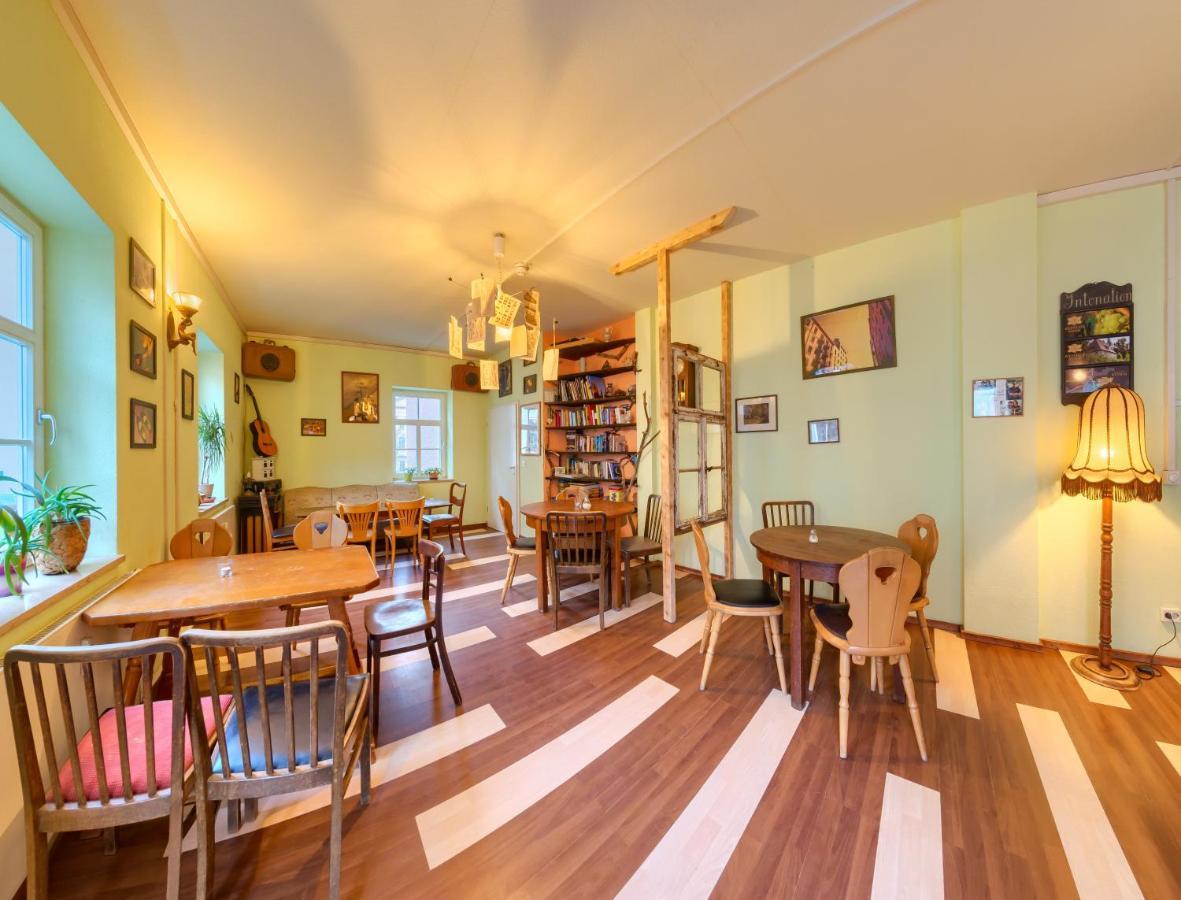 Labyrinth Hostel Weimar Bagian luar foto