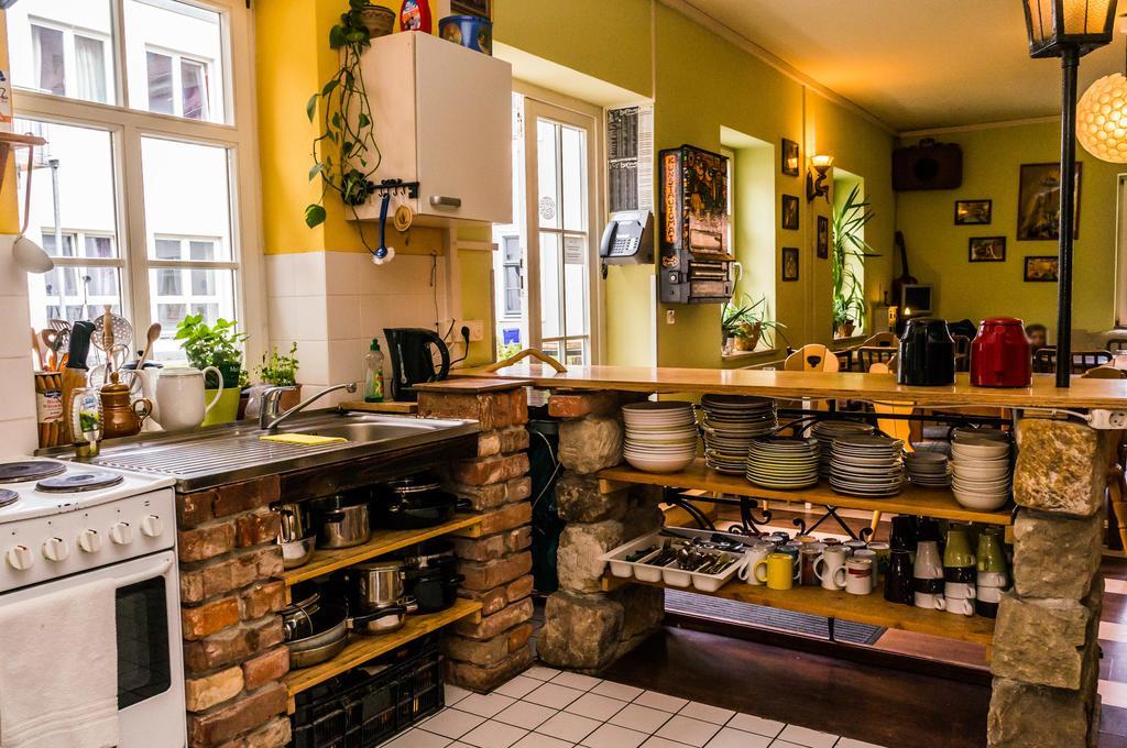 Labyrinth Hostel Weimar Bagian luar foto