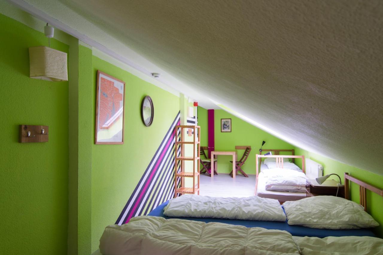 Labyrinth Hostel Weimar Bagian luar foto