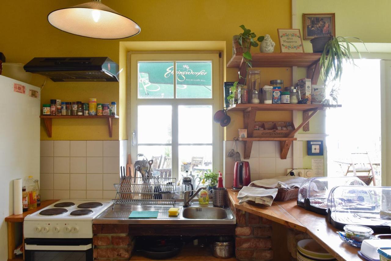 Labyrinth Hostel Weimar Bagian luar foto